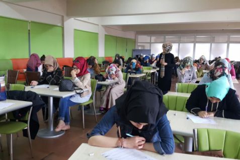 Kadınlar sosyal hayata atılıyor
