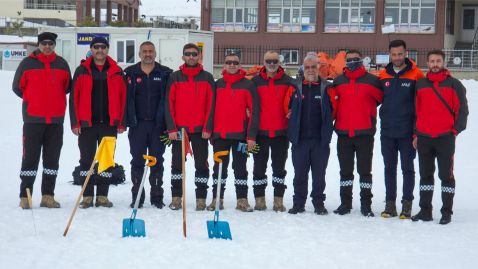 İTFAİYE EKİPLERİNE ÇIĞ AFETİ EĞİTİMİ